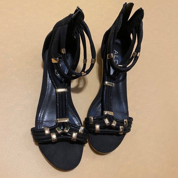 Aldo Black & Gold Gladiator Sandals - Picture 3 of 6